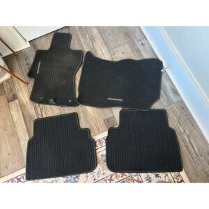 Subaru crosstrek 2018-2023 OEM floor mats front & back seats black J501SFL020